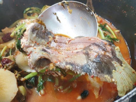 수동메기매운탕 food