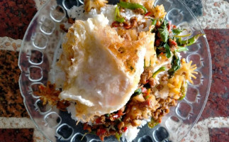 ร้านเจ้ชมพู อาหารตามสั่ง food