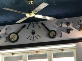 Celtic Corner Bistro inside