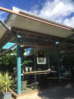 Mount Beauty Bakery (licenced) outside