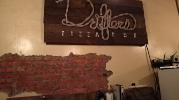 Drifters Pizza Pub Wai'ao Beach food