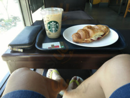 Starbucks星巴克 明倫門市