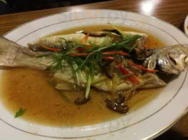 D' Paradise Cafe food