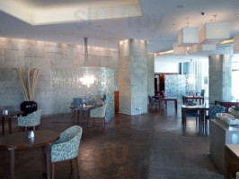 Tiān Jīn Xiāng Gé Lǐ Lā Dà Jiǔ Diàn inside