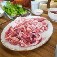 문장대식육식당 food