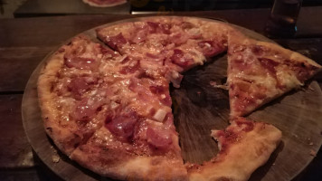 Drifters Pizza Pub Wai'ao Beach food