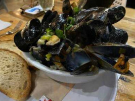 Jj's At The Marina food