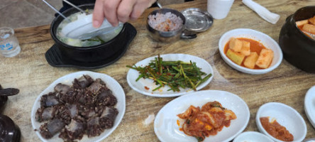 시골한방돼지국밥 food