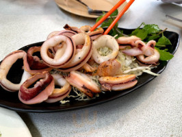 Pawat Somtum Seafood food