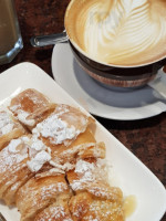 Benjamit Coffee Roasters food