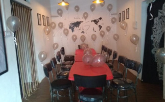 Friends' Zone Cafe inside