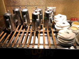 Wàn Bā Rè Chǎo100 food