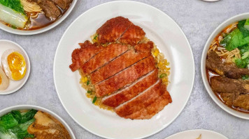 餅王 富錦店 inside