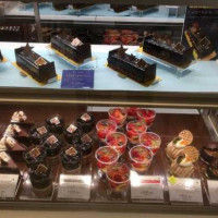 うめだ 本店 food