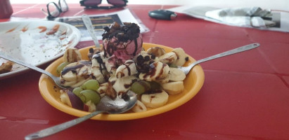 Friends' Zone Cafe food