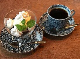 Sēn の Shí Jì Food