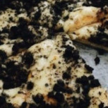 Alberto's Pizza inside