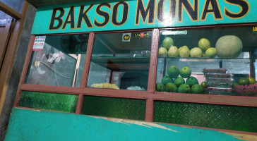 Bakso Monas outside