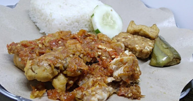 Sambal Uleg Kang Karjo food