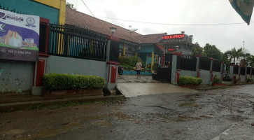 Bakso Sari Roso outside