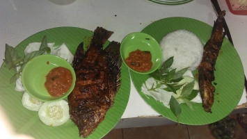 Ayam Bakar Lintang Tumpang food