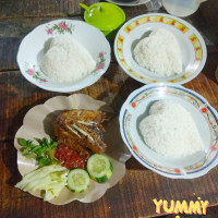 Warung Pak Ali Sop Spesial Ayam Kampung food