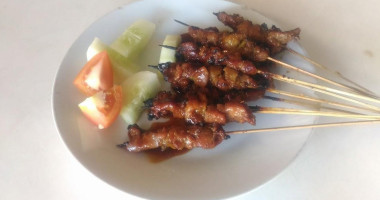 Sate Bebek Pak Kirno 2 food