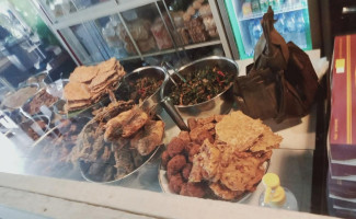 Nasi Pecel Bu Parti 3 Magetan food