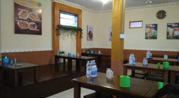 Warung Pak Po Mentok Bebek Pedas inside