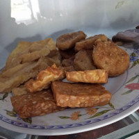 Warung Makan Bu Hj. Hadi (prasmanan) food