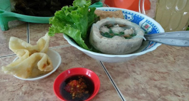 Bakso Favorit food