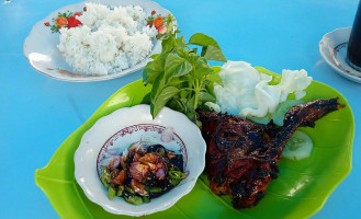 Warung Makan Layange Roso food