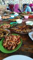 Saung Ikan Bakar F3 Bang Mahfud food