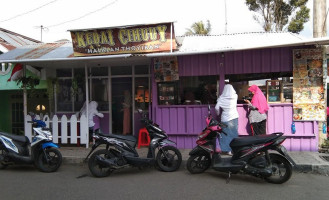 Kedai Ciihuuy outside