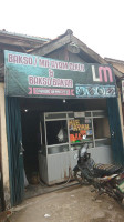 Bakso,mie Ayam Dan Bakso Bakarlm outside