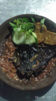 Sambal Terasi Mak Ju, Pasar Kidul food