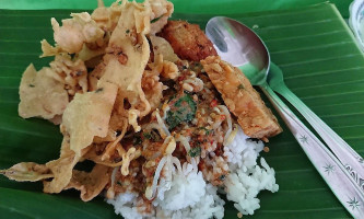 Nasi Pecel Pandean food