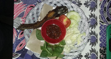 Pondok Bambu food