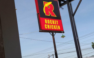 Rocket Chicken Wanareja outside