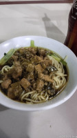 Solo 's Meatballs And Chicken Noodle Mas Gendon food