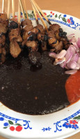 Sate Dan Gule Sederhana Pak Yasin food