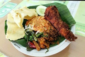 Warung Mak Ti food