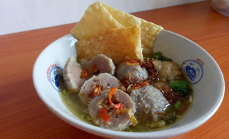 Pondok Mie Ayam Bakso food