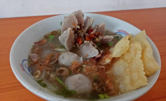 Pondok Mie Ayam Bakso food