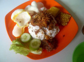 Nasi Tutug Oncom Kang Oni food