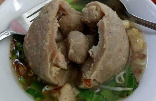 Bakso Mie Ayam Cak Kartolo food