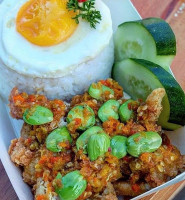 Ayam Geprek Cheper Cab. Jakarta Selatan food