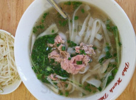 Phở Hạnh Phúc food