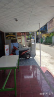 Warung Moro Seneng Bu Hj. Sutilah outside