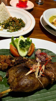 Warung Bintang food